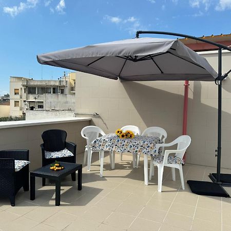 Casa Vacanze La Perla Rara Таранто Экстерьер фото